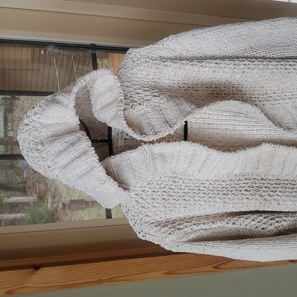 Simply Noelle Winter White Knit Hooded Wrap Around Sz XL Sweater Cardigan - Picture 6 of 11